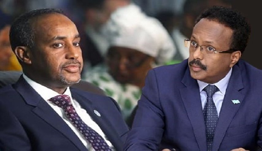 الرئيس الصومالي يقلل من شأن 'رئيس الحكومة' في قضية الانتخابات
