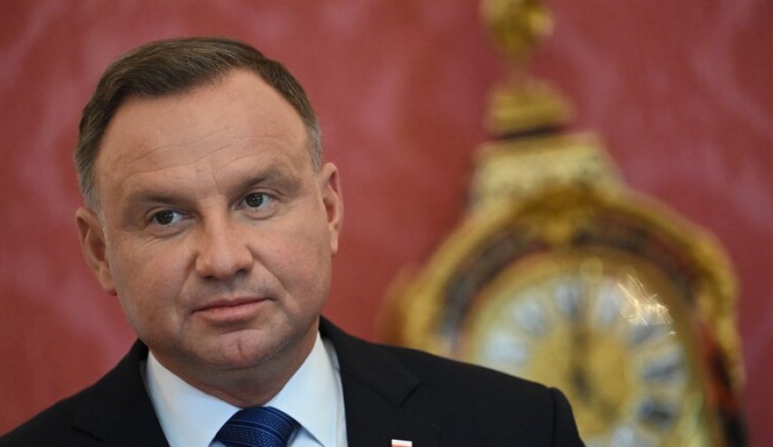 إصابة رئيس بولندا بفيروس كورونا وخضوعه للعزل 
