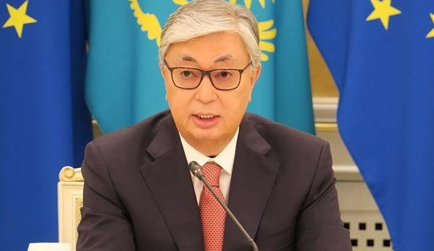 دستور رئیس جمهوری قزاقستان برای مقابله با معترضان/ اجازه استفاده از سلاح علیه معترضان صادر شد