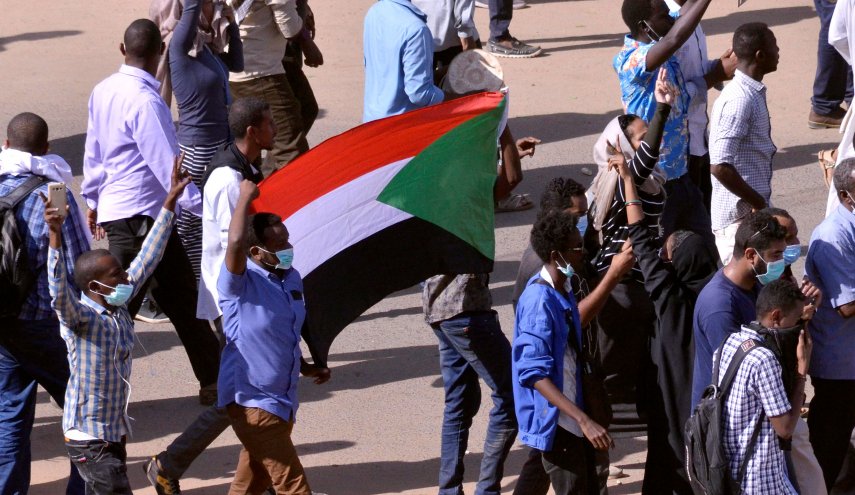 63 قتيلا في السودان منذ الانقلاب