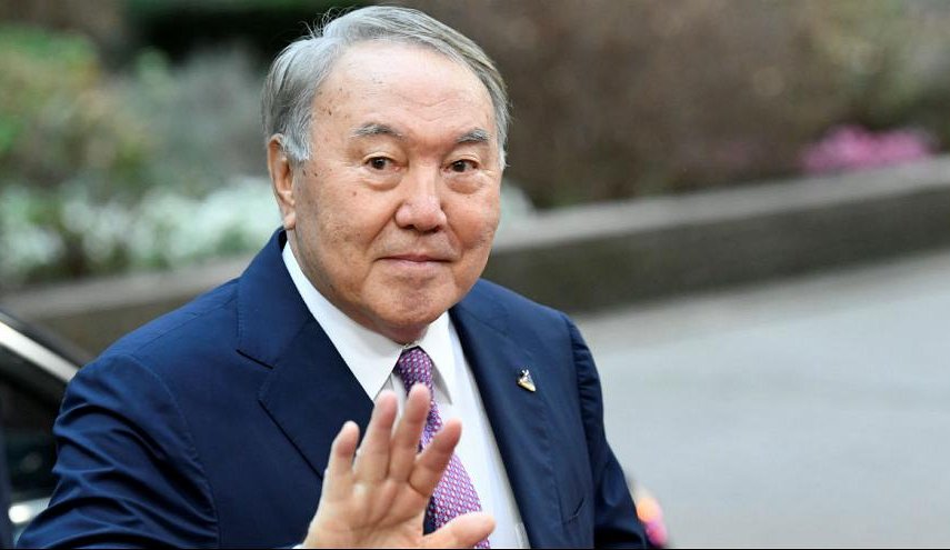 كازاخستان.. صهرا الرئيس السابق يتركان منصبين رئيسيين