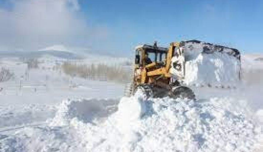 دستور فرمانده کل سپاه برای تداوم و افزایش امدادرسانی به مردم گرفتار در سیل و برف در مناطق مختلف
