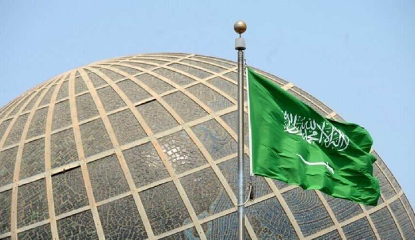 السعودية تحدد العقوبات بشأن مخالفي أنظمة الإقامة والعمل في البلاد