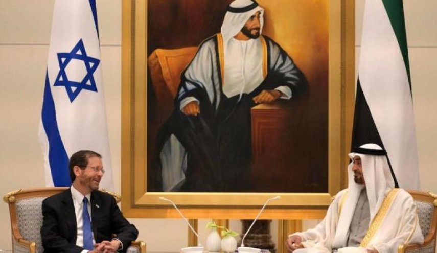 بن زايد سينفذ تعهده باستثمار 10 مليار دولار لصالح الكيان الإسرائيلي