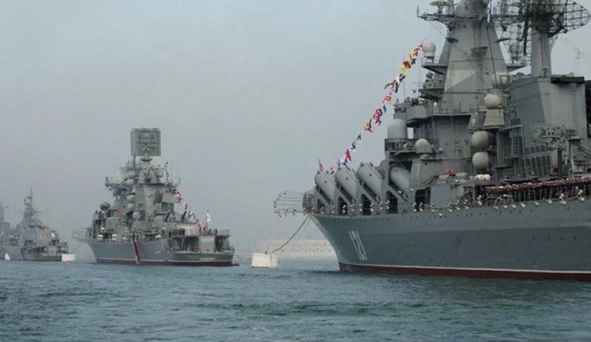 6 کشتی جنگی روسیه در بندر طرطوس سوریه پهلو گرفتند
