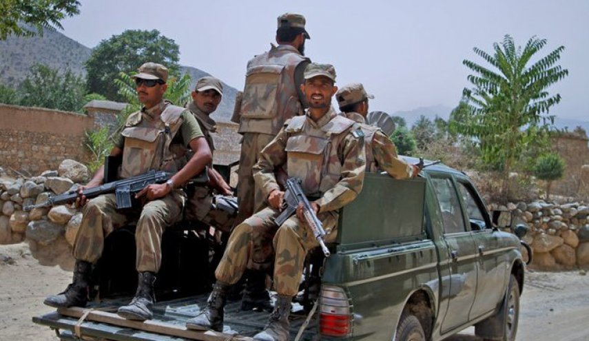 الجيش الباكستاني: مقتل 20 إرهابيا في عمليات أمنية بإقليم 'بالوشيستان'
