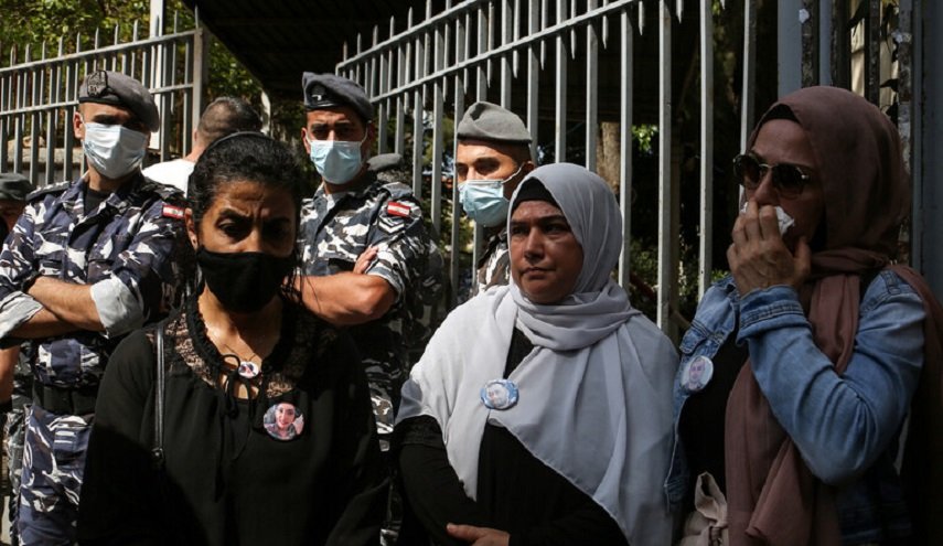أهالي ضحايا انفجار مرفأ بيروت يقتحمون قصر العدل