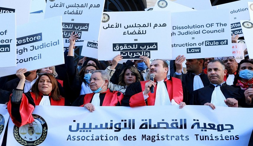 جمعية قضاة تونس: نرفض قرار الرئيس قيس سعيد بحل مجلس القضاء
