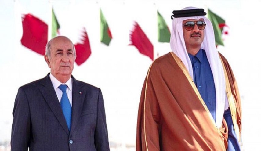 الرئيس الجزائري يصل قطر في زيارة رسمية لمدة غير محددة
