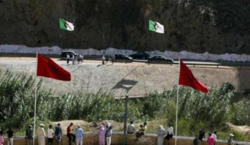 المغرب يعلن إنشاء منطقة عسكرية على الحدود مع الجزائر