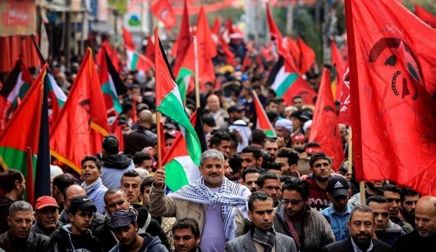 غزة..عشرات الآلاف يشاركون في انطلاقة 