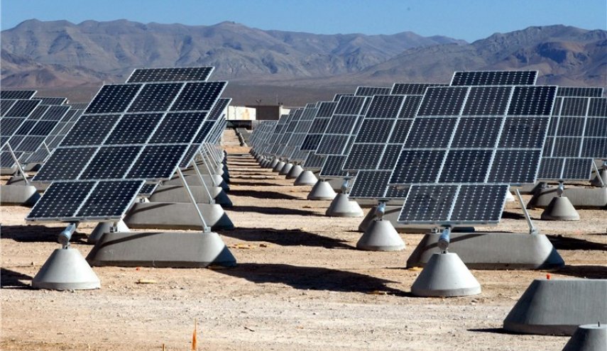 تدشين 415 وحدة توليد طاقة شمسية في ايران