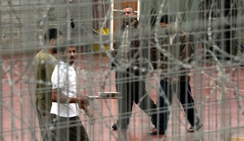 نادي الأسير يعلن موعد الإضراب عن الطعام للأسرى في سجون الاحتلال