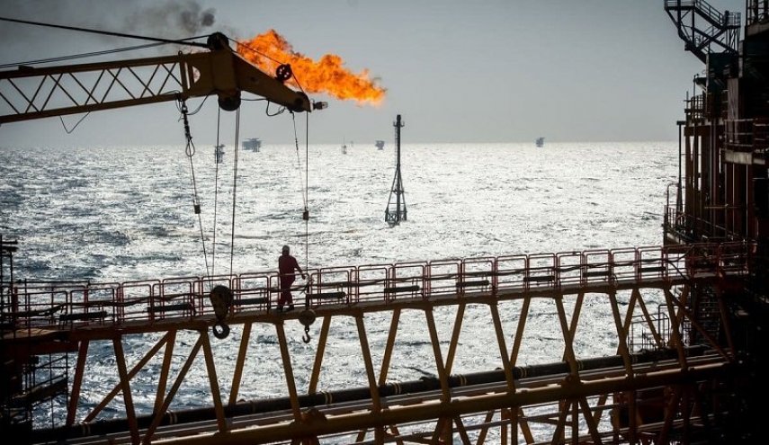 تحلیلگران: بهای نفت به دلیل تاخیر در مذاکرات ایران افزایش بیشتری خواهد داشت