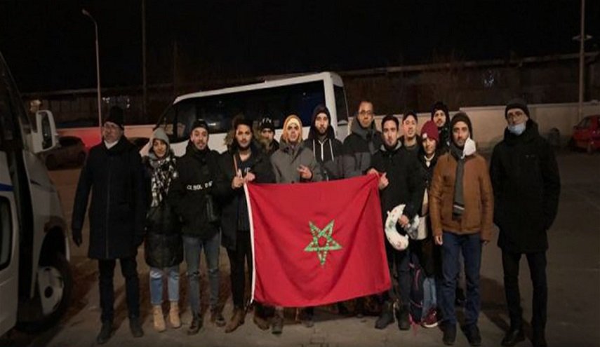 سفارة المغرب بأوكرانيا تعلن إجلاء 35 طالبا من سومي الحدودية