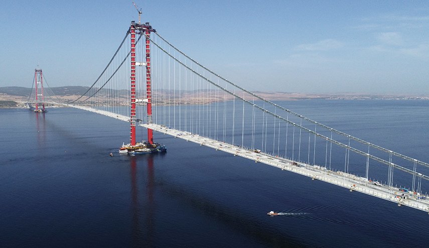 أردوغان يفتتح جسرا معلقا ضخما يربط أوروبا وآسيا