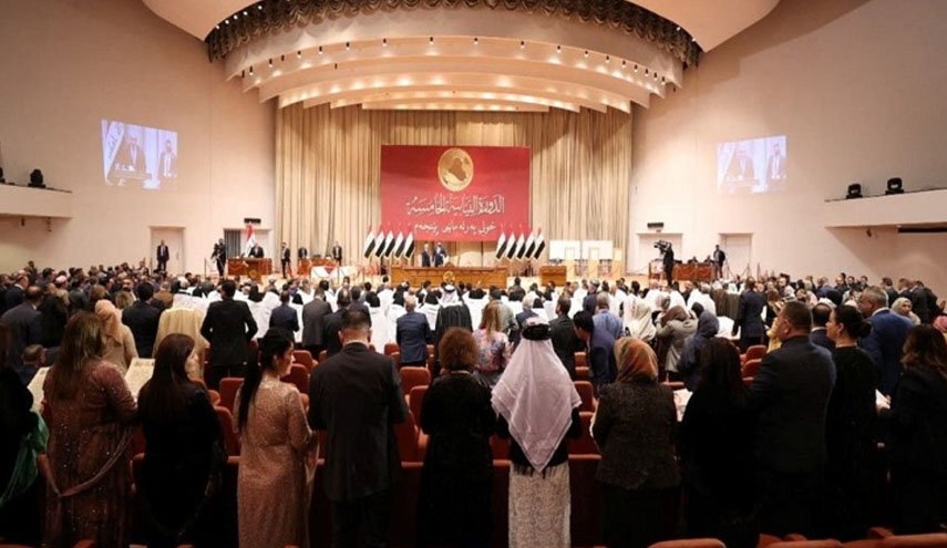 جلسه پارلمان عراق برای انتخاب رییس جمهوری به روز چهارشنبه موکول شد/ امضای 126 نماینده تحریم کننده پارلمان تقدیم رییس مجلس شد 