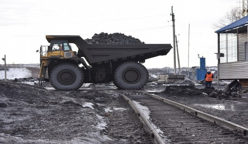 الاتحاد الأوروبي يحظر استيراد الفحم الروسي
