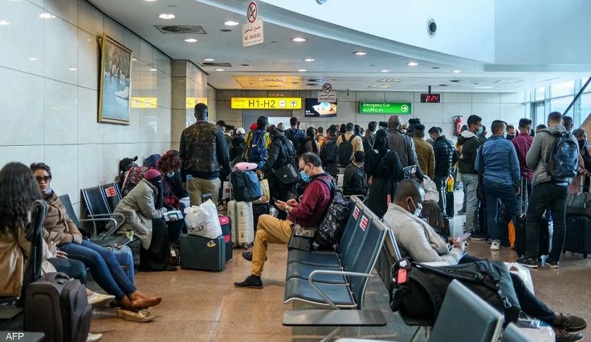 مصر تطبق إجراءات جديدة للقادمين من الخارج عبر المطارات
