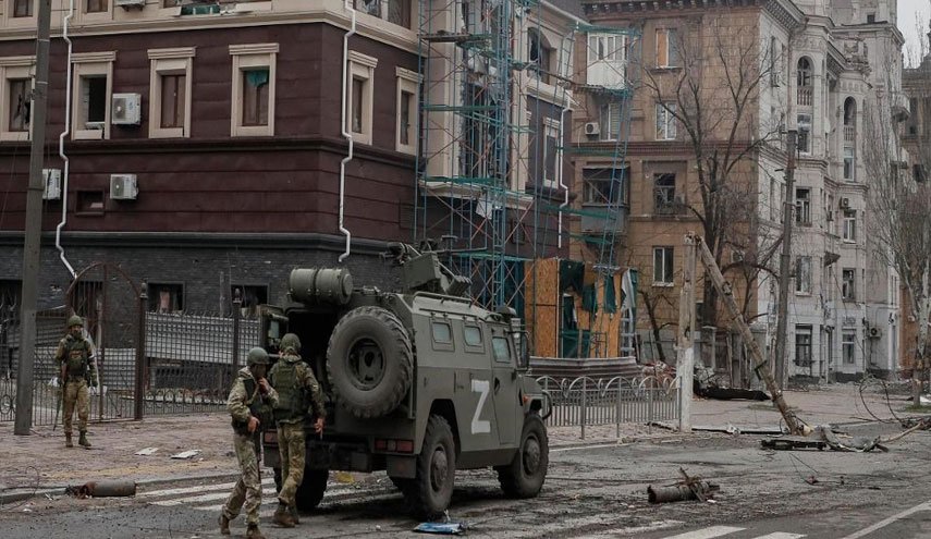 الدفاع الروسية تؤكد استسلام أكثر من ألف جندي وضابط أوكراني 