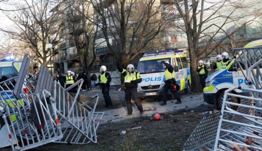 السويد.. أحداث شغب احتجاجا على حرق زعيم 