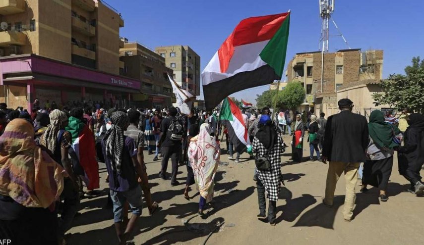 رئیس شورای حاکمیتی سودان: صلح با جنبش‌های مسلح برای آینده کشور مهم است