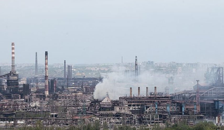 تلاش‌ها برای خروج افراد محاصره شده از کارخانه فولاد اوکراین ادامه دارد