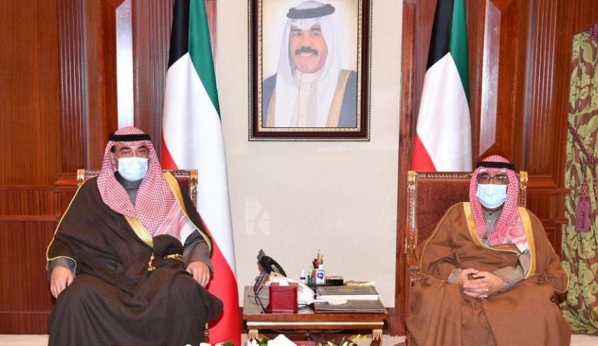 انباء عن قبول استقالة الحكومة الكويتية