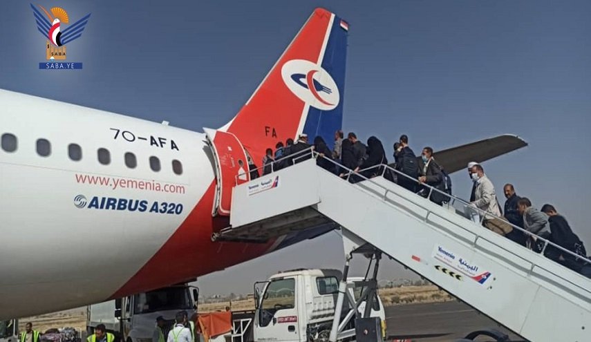 150 مسافراً يغادرون صنعاء على متن الرحلة الخامسة إلى الأردن