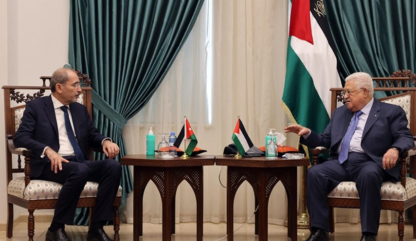 وزير الخارجية الاردني يلتقي محمود عباس في رام الله