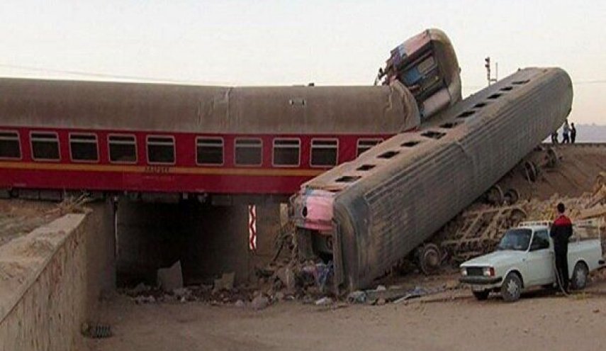 ارتفاع حصیلة ضحايا حادث القطار في طبس إلی17 قتیلا