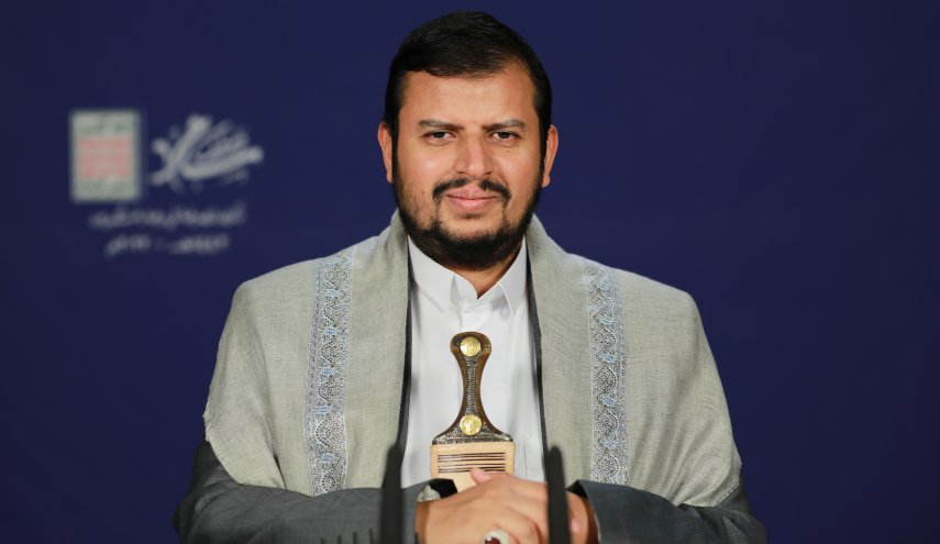  السيد الحوثي يهنئ الحجاج والشعب اليمني والأمة الإسلامية