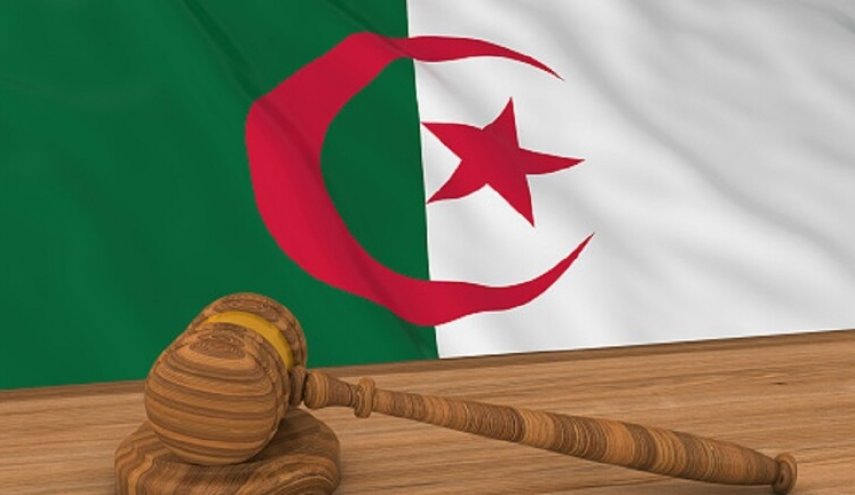 السجن 10 اعوام لمالك مجموعة النهار الاعلامية الجزائرية
