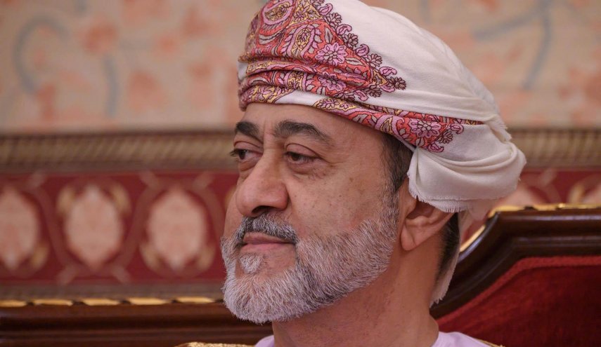 عمان.. هيثم بن طارق يصدر مرسوما بإعادة تشكيل مجلس الوزراء