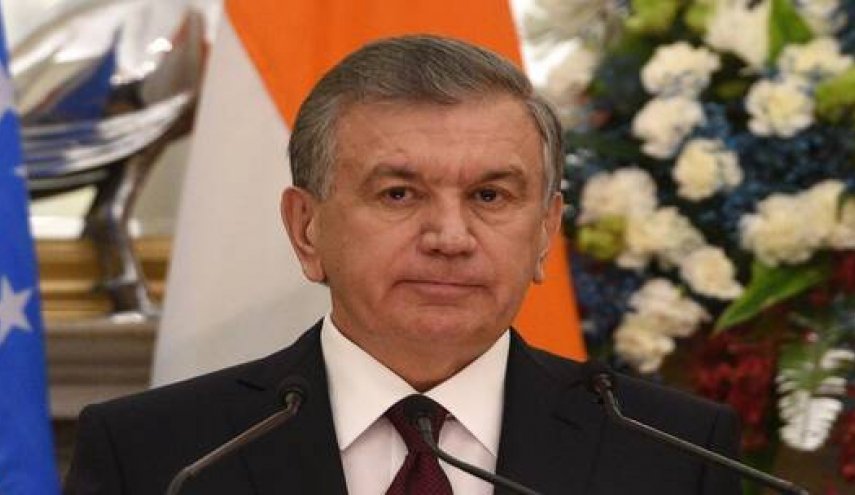 رئيس أوزبكستان يعلن حالة الطوارئ في كاراكالباكستان