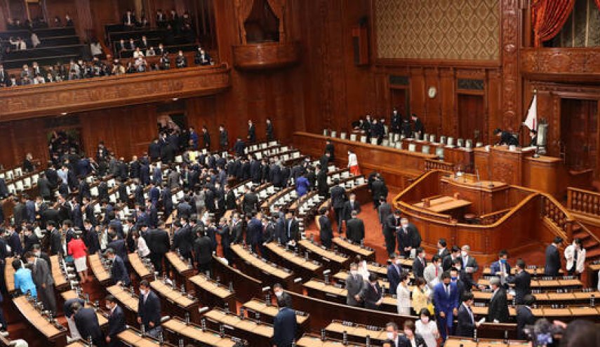 بعد يومين على اغتيال آبي...فتح مراكز الاقتراع لانتخابات مجلس الشيوخ في اليابان 