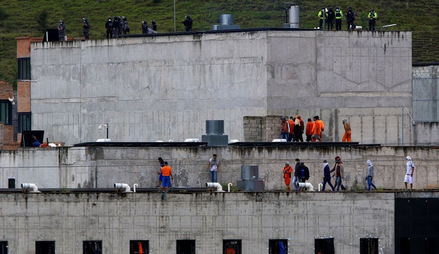 مقتل 13 سجينا خلال شجار داخل سجن في الإكوادور
