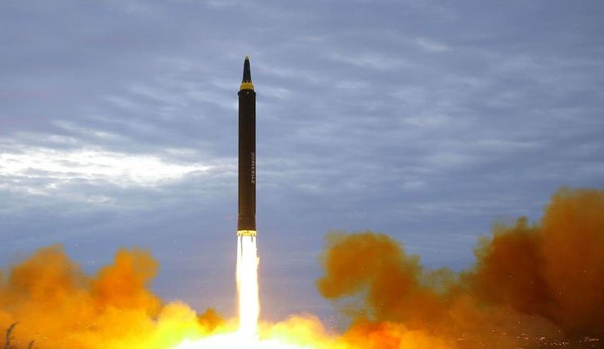 ژاپن برنامه موشکی و هسته‌ای کره شمالی را غیر قابل قبول خواند