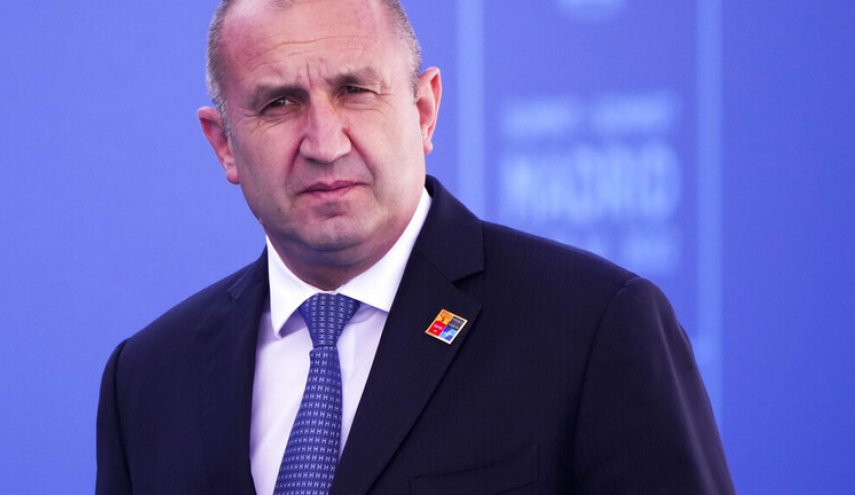 الرئيس البلغاري يدعو لإجراء انتخابات برلمانية مبكرة
