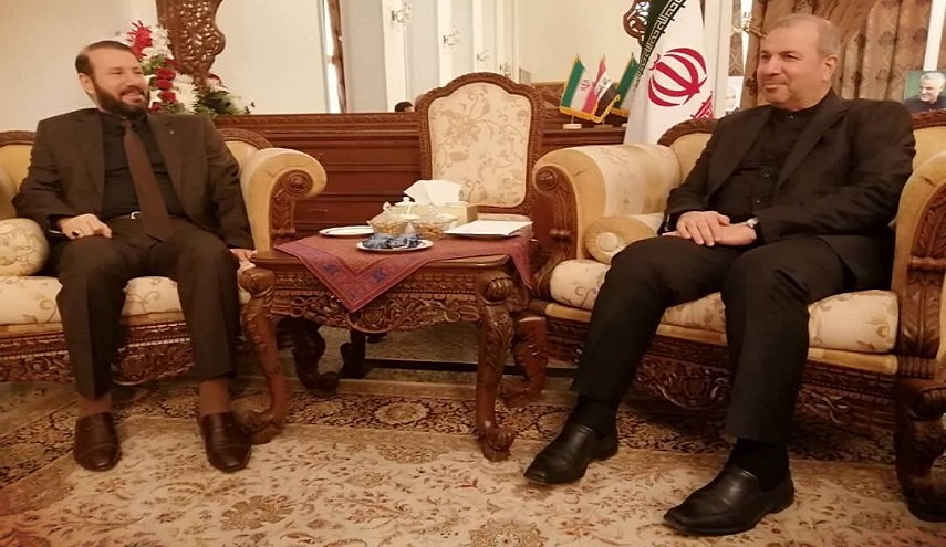 السفير الإيراني ورئيس مؤسسة الشهداء العراقية يبحثان مجالات التعاون المختلفة