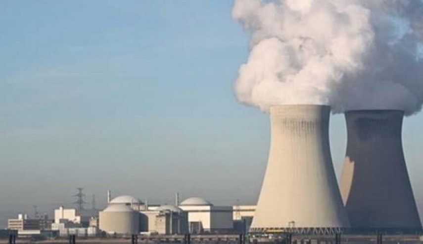 آلمان تعطیل کردن سه نیروگاه هسته‌ای خود را به تاخیر می‌اندازد
