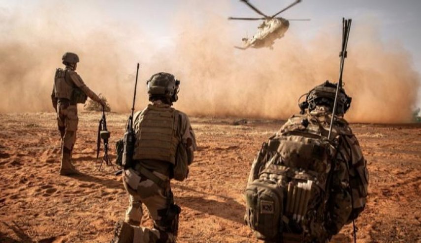 فرنسا تبقي على 3 آلاف جندي في منطقة الساحل رغم انسحابها من مالي