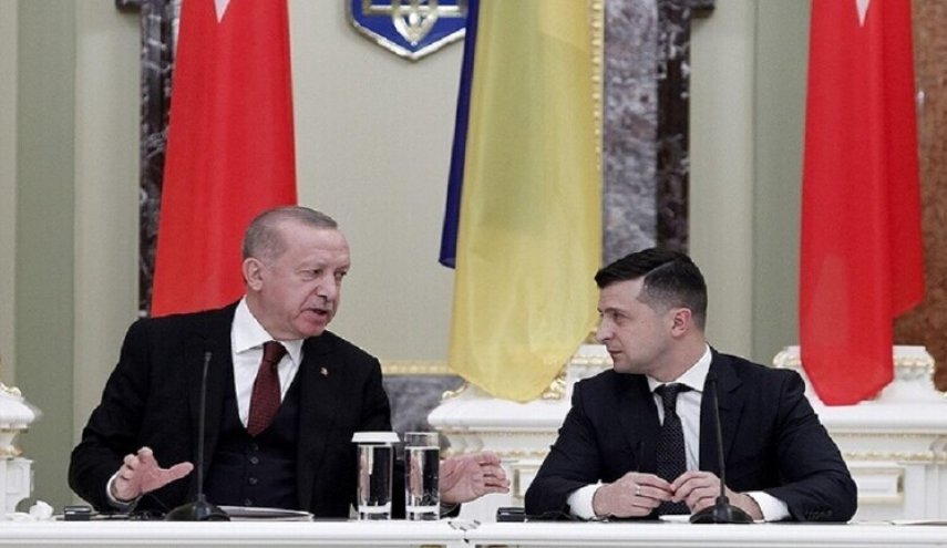 وسائل اعلام تركية: أردوغان سيبحث مع زيلينسكي تنظيم لقاء مع بوتين
