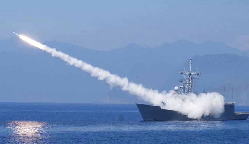 الصين تعلن بدء مناورات عسكرية في بحر الصين الشرقي