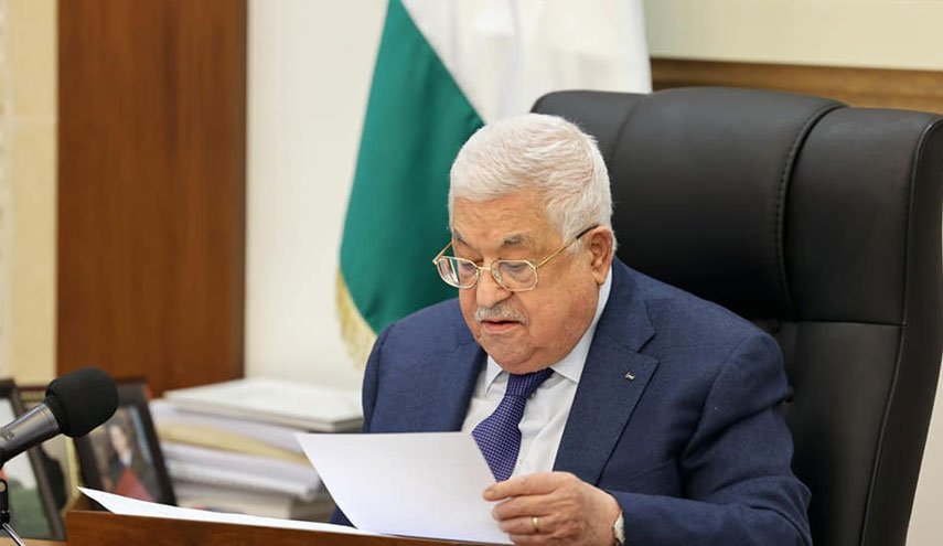 السلطة الفلسطينية: عباس يتابع باهتمام وقلق ما يتعرض له الأسرى