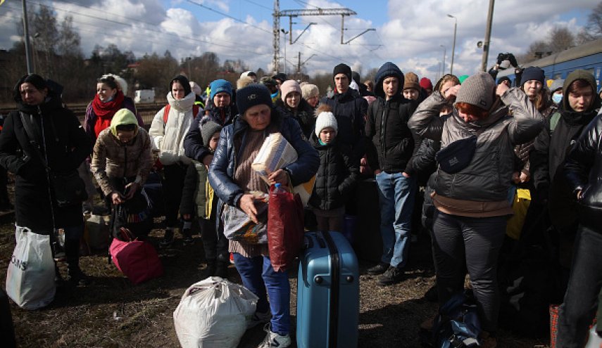 تدفق اللاجئين الفارين من أوكرانيا الى بولندا 

