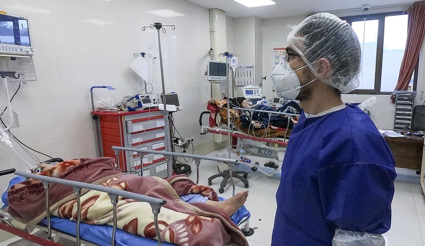 الصحة الإيرانية: 22 وفاة و618 إصابة جديدة بكورونا