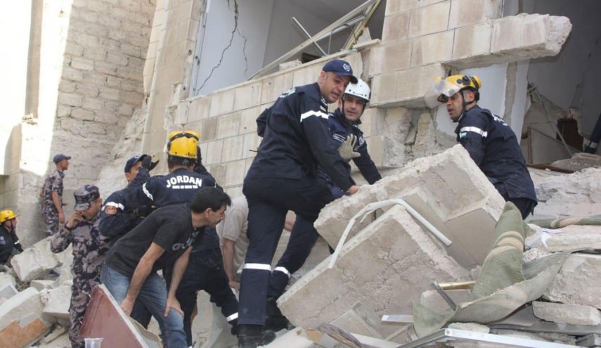 ارتفاع حصيلة ضحايا انهيار مبنى في الأردن إلى 14