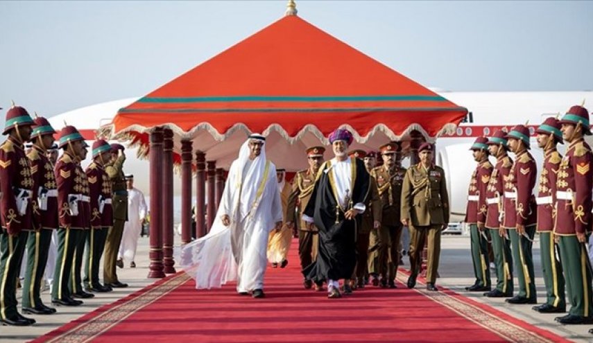 بن‌زاید در مسقط؛ امارات و عمان 16 توافق‌نامه امضا کردند
