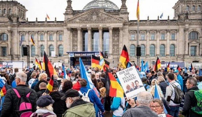 تظاهرات در آلمان برای لغو تحریم ها علیه روسیه